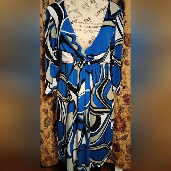 Bisou Bisou V-Neck 3/4 Length Sleeve Fit & Flare Dress. Size 14. - Picture 2 of 6